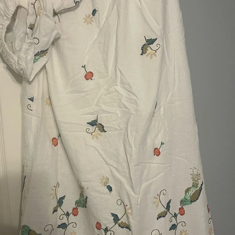 Beautiful NEW FARM Rio White Embellished Maxi Dress - Picture 3 of 4